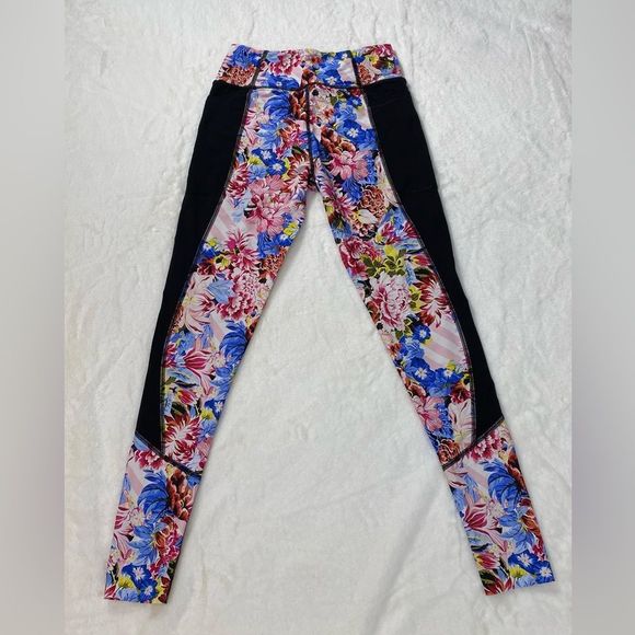 Victoria's Secret x Mary Katrantzou Total Knockout Tight Floral Athletic Legging - Picture 5 of 8